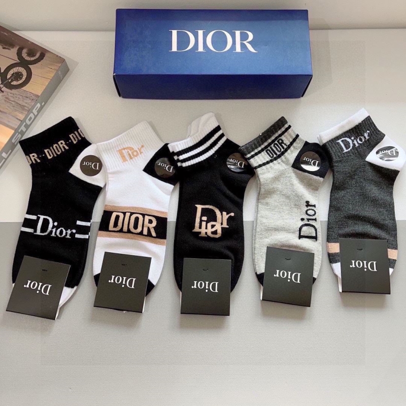 DIOR